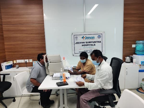 Jeevan Sumyuktha Hospitals Private Limited - Padma Ambulance Service Chengalpattu