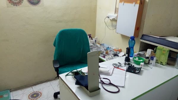 Royal poly clinic - Padma Ambulance Service Otteri