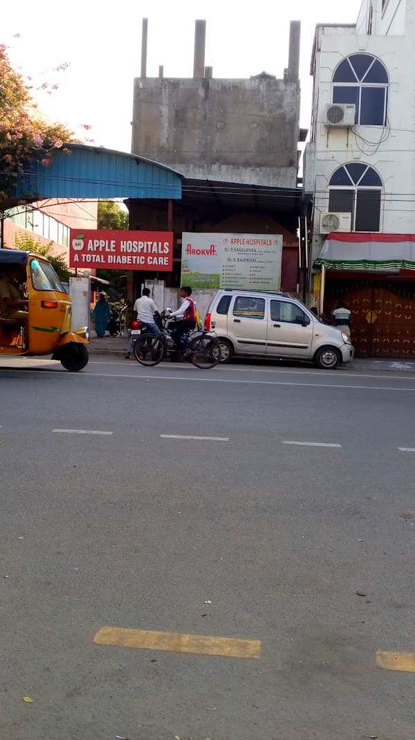 Apple Hospital - Padma Ambulance Service Moolakadai