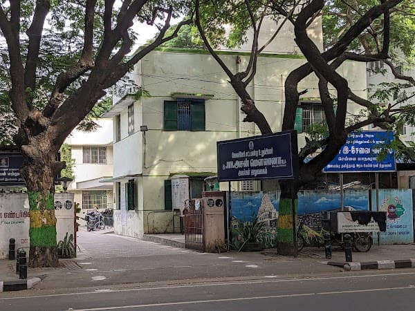Thiruvanmiyur Corporation Office And Hospital - Padma Ambulance Service Thiruvanmiyur